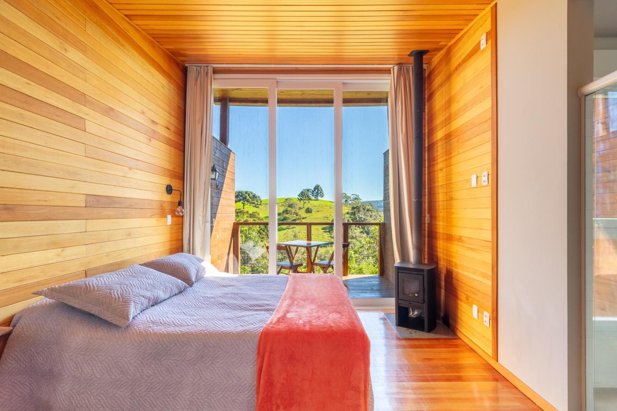 Bracatinga Inn *